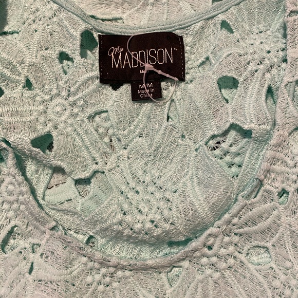 💥Brand NEW!! Beautiful Mint Lace Top💥 - Picture 4 of 4